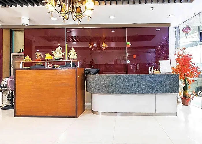 Lucky Binondo Hotel Manila